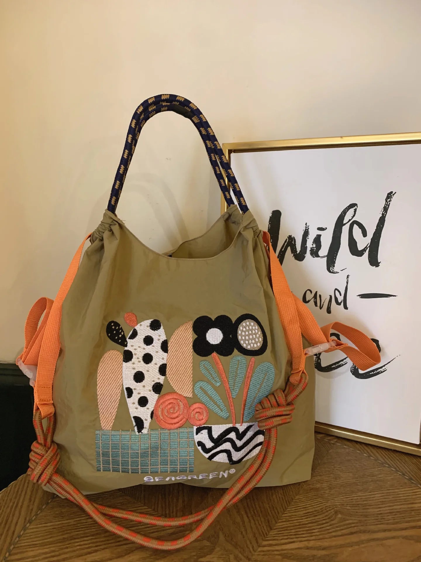 Clip-On Earbuds Open Ear Headphones Wireless Bluetooth Ear Buds -in Microphone, Lightweight Comfort, Stable Fit Earphones for Ru