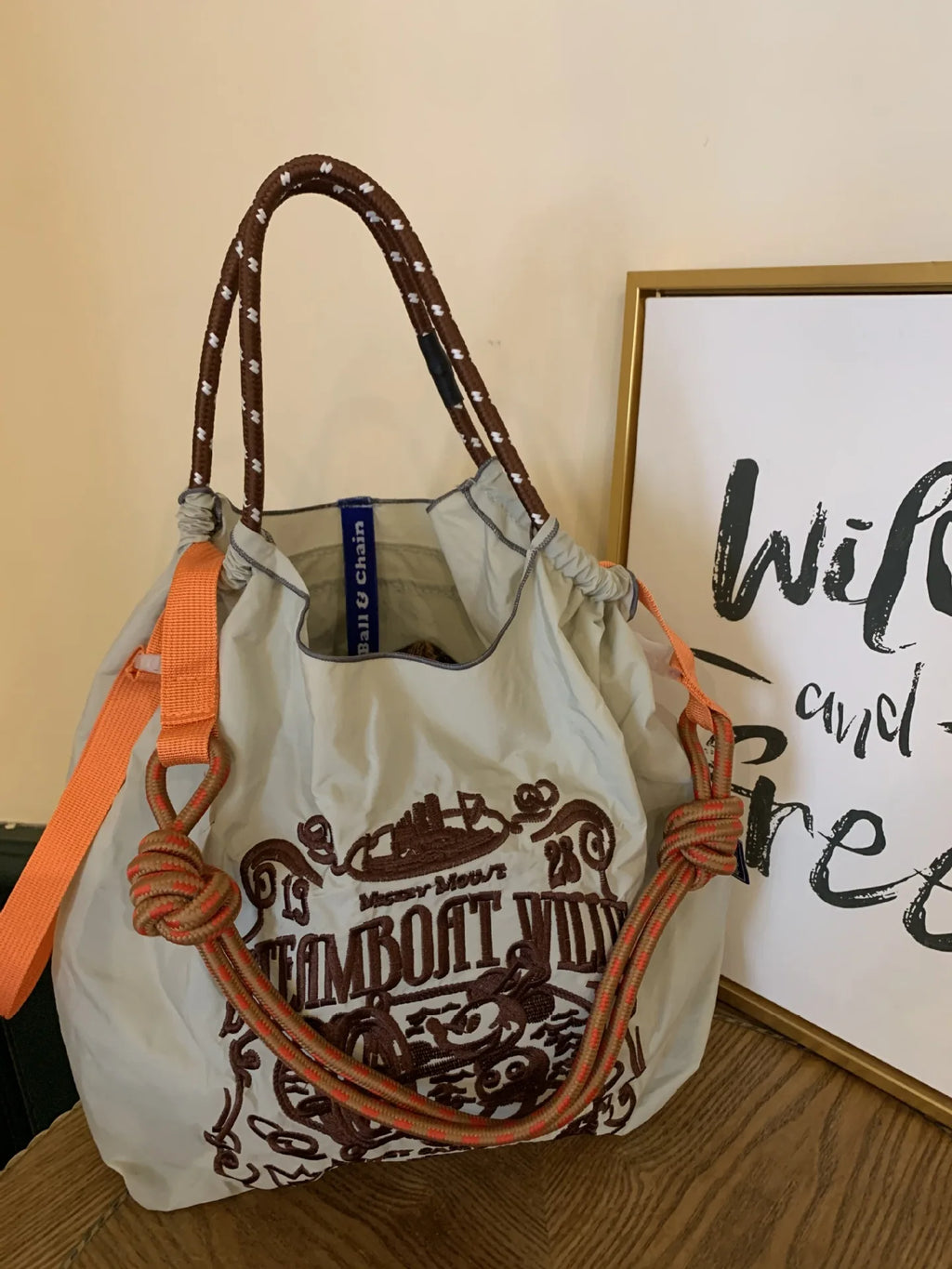 Clip-On Earbuds Open Ear Headphones Wireless Bluetooth Ear Buds -in Microphone, Lightweight Comfort, Stable Fit Earphones for Ru